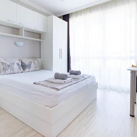 Апартамент Seascape Cabacum With Free Garage By Rv